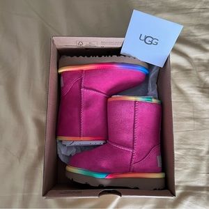 UGG Classic Short II Rainbow Pink Toddler